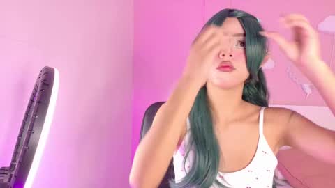 Snapshot of taylorsmitth_ chatting on November 8, 11:32 am TAYLOR online show from November 8, 11:32 am