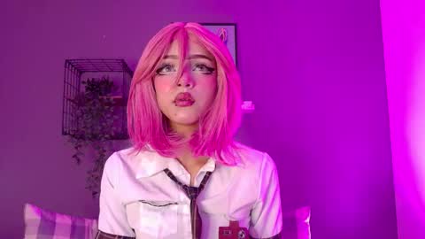 TAYLOR  online show from December 22, 11:40 am