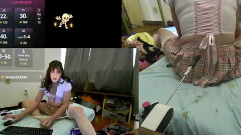 taylotmathews online show from December 5, 12:41 am