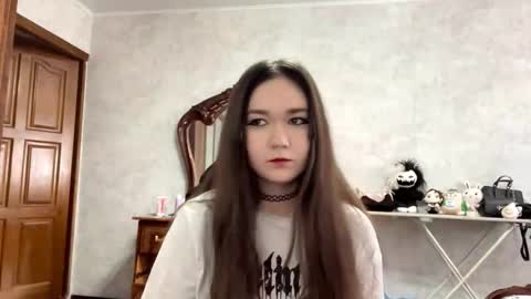 April online show from February 1, 9:41 am