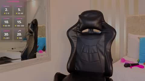 tayra online show from September 27, 5:07 pm