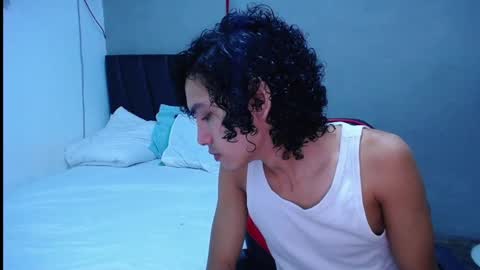 Tayron online show from October 5, 5:22 pm