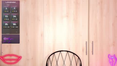 Snapshot of tayssa_maravilh chatting on December 9, 10:09 pm TAYSSA ONLINE FROM 0630 PM - 1130 PM COLOMBIAN HOUR online show from December 9, 10:09 pm