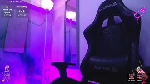 Snapshot of tayzon_foxxx chatting on June 28, 8:26 pm Sofia online show from June 28, 8:26 pm