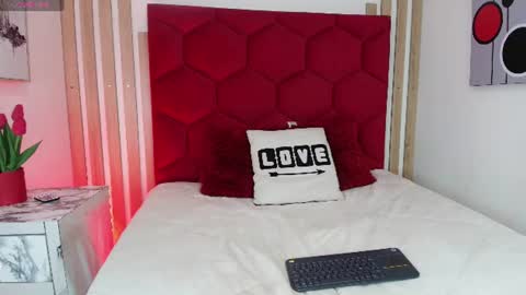Snapshot of tayzon_foxxx chatting on July 4, 8:15 pm Sofia online show from July 4, 8:15 pm