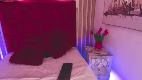 Snapshot of tayzon_foxxx chatting on July 10, 8:44 pm Sofia online show from July 10, 8:44 pm