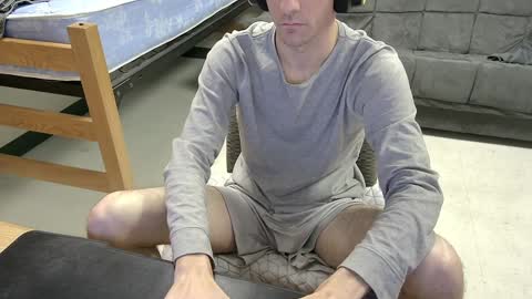 Tbone online show from December 7, 3:19 pm