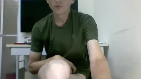 Snapshot of tcute0 chatting on September 21, 7:15 pm tcute0 online show from September 21, 7:15 pm