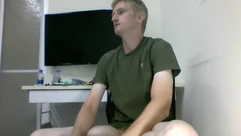 Snapshot of tcute0 chatting on October 1, 8:26 pm tcute0 online show from October 1, 8:26 pm