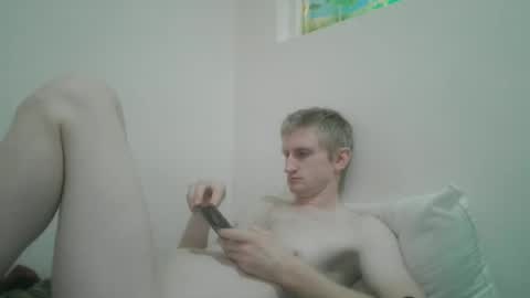 Snapshot of tcute0 chatting on February 26, 2:32 am tcute0 online show from February 26, 2:32 am