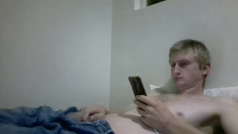 Snapshot of tcute0 chatting on March 1, 9:55 am tcute0 online show from March 1, 9:55 am