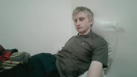 Snapshot of tcute0 chatting on March 20, 6:29 am tcute0 online show from March 20, 6:29 am