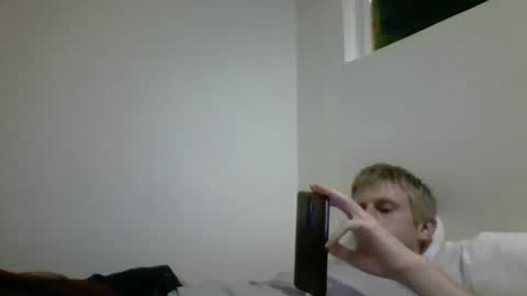 Snapshot of tcute0 chatting on March 28, 9:53 am tcute0 online show from March 28, 9:53 am