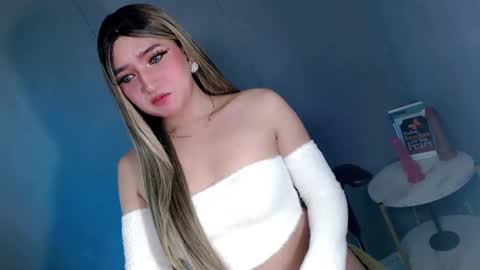 ellaine online show from March 7, 9:59 pm