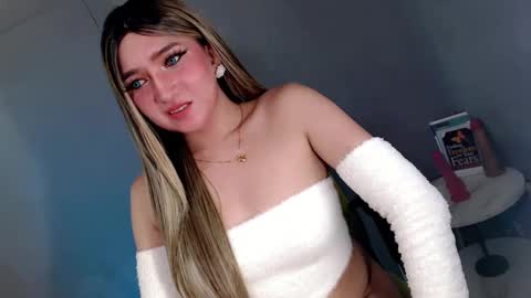 ellaine online show from March 8, 1:06 am