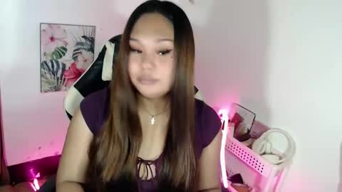 Christine online show from June 7, 2:05 am