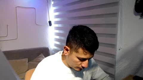 DYNAMITE DUO69 online show from June 10, 12:04 pm