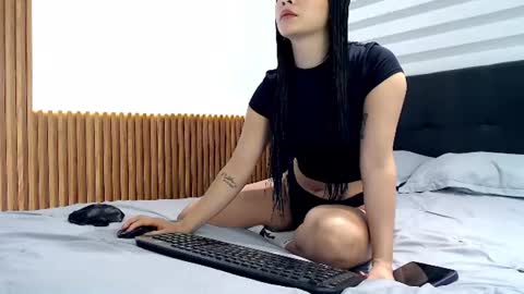 DYNAMITE DUO69 online show from July 21, 11:34 am