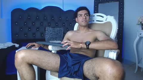 Snapshot of teamporn_18 chatting on February 11, 8:10 pm Danger online show from February 11, 8:10 pm
