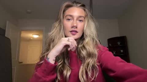 Snapshot of teamtragic chatting on November 11, 1:38 am Katy online show from November 11, 1:38 am