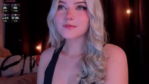 Snapshot of teapartyalice chatting on March 16, 4:51 am Alice online show from March 16, 4:51 am