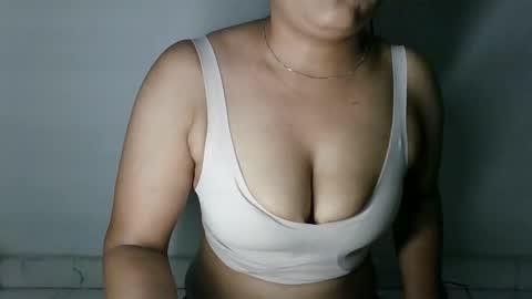 tease me10 online show from March 24, 4:50 am