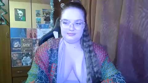 Teasing Dora online show from January 6, 7:39 pm