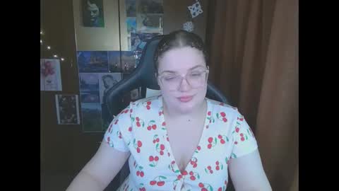 Snapshot of teasing_dora chatting on February 22, 10:52 pm Teasing Dora online show from February 22, 10:52 pm