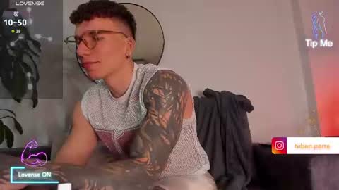 Esteban online show from June 15, 3:36 pm