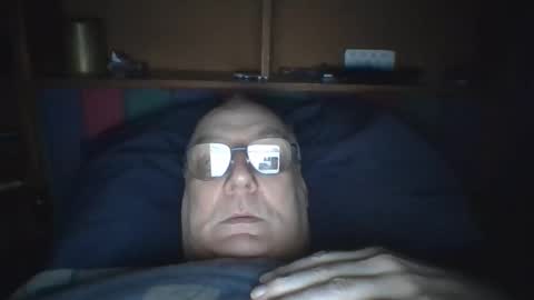 Snapshot of tebb61 chatting on September 15, 6:02 am Mark online show from September 15, 6:02 am