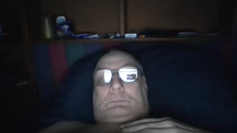 Snapshot of tebb61 chatting on October 23, 9:08 am Mark online show from October 23, 9:08 am