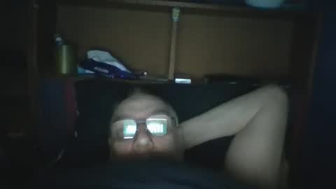 Snapshot of tebb61 chatting on November 25, 8:25 am Mark online show from November 25, 8:25 am