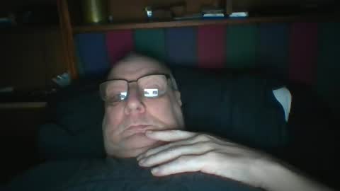 Mark online show from July 3, 7:15 am