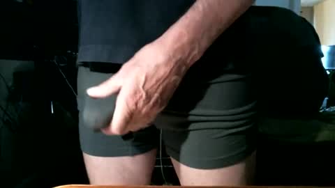 Snapshot of techloot chatting on January 25, 7:07 pm techloot online show from January 25, 7:07 pm