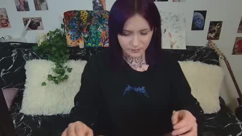 Snapshot of technical_face_powder_error chatting on November 11, 6:52 pm technical_face_powder_error online show from November 11, 6:52 pm