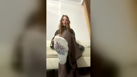 Mary     X TechnoElfff  INST    fansly kissmary online show from March 11, 7:31 pm