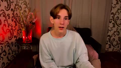 Snapshot of ted_lunn chatting on November 14, 7:01 pm Ted online show from November 14, 7:01 pm