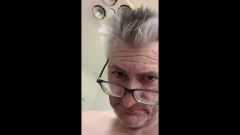 Snapshot of teddstiff chatting on January 29, 5:51 am Theodore online show from January 29, 5:51 am