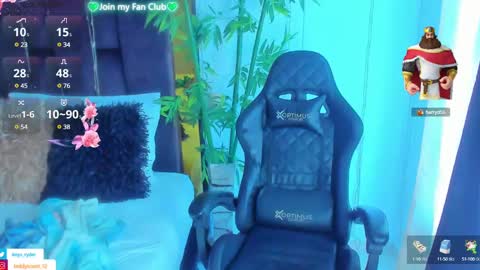 Snapshot of teddy_cowboy chatting on January 7, 2:51 pm Follow me on Twitter boys ryder and instagram teddyscoot 12 online show from January 7, 2:51 pm