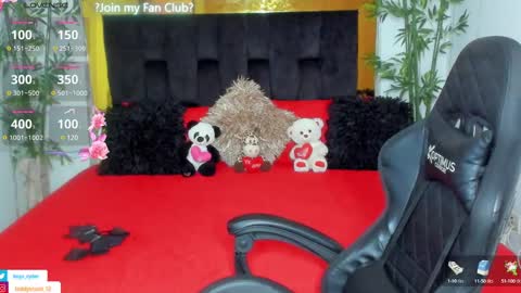Snapshot of teddy_cowboy chatting on January 10, 9:34 am Follow me on Twitter boys ryder and instagram teddyscoot 12 online show from January 10, 9:34 am