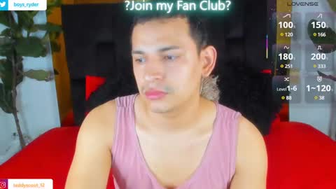 Snapshot of teddy_cowboy chatting on February 14, 11:31 am Follow me on Twitter boys ryder and instagram teddyscoot 12 online show from February 14, 11:31 am
