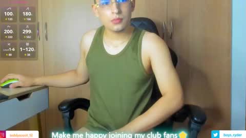 Snapshot of teddy_cowboy chatting on March 8, 8:35 pm Follow me on Twitter boys ryder and instagram teddyscoot 12 online show from March 8, 8:35 pm