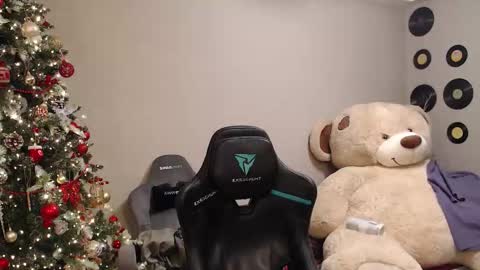 Snapshot of teddy_mode chatting on December 22, 11:02 pm Teddy online show from December 22, 11:02 pm