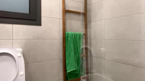 Teddy online show from October 9, 6:50 pm