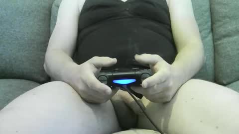 Chris online show from December 5, 9:18 am