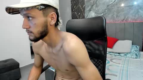 Snapshot of tedyx99 chatting on March 11, 8:59 pm Tedy online show from March 11, 8:59 pm