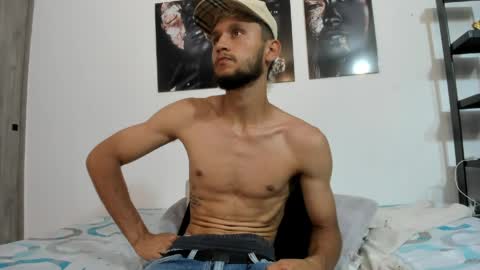 Snapshot of tedyx99 chatting on March 28, 8:52 pm Tedy online show from March 28, 8:52 pm