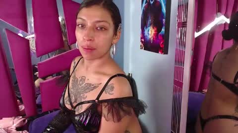 Tayloor online show from December 21, 3:25 am