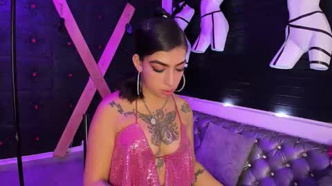 Tayloor online show from October 18, 3:20 am