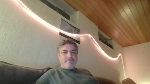 Snapshot of teeforyou chatting on January 25, 6:02 pm Peter online show from January 25, 6:02 pm